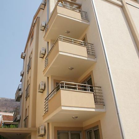 Apartments Dominus Petrovac Exterior photo