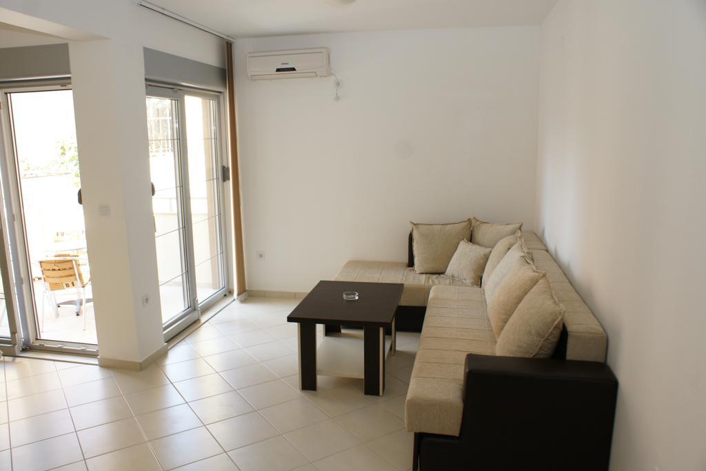 Apartments Dominus Petrovac Exterior photo